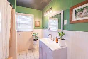 2601 University Ave (12)