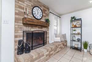 140 Van Zandt St (11)