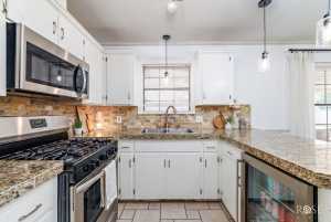 140 Van Zandt St (15)