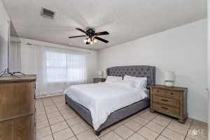 140 Van Zandt St (17)