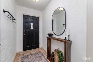 140 Van Zandt St (7)