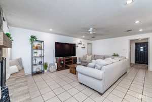 140 Van Zandt St (9)
