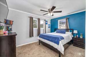 1037 N Main St (4)
