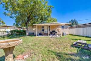 1037 N Main St (12)