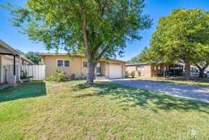 1037 N Main St (15)