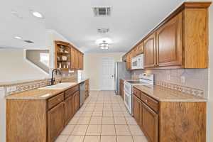 5818 Lyndhurst Dr (11)