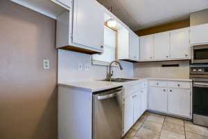 3326 Cameron St (16)