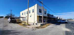 128 S Broadway St (27)