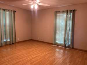 1112 Luna St (11)