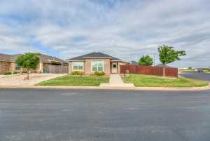 4321 Rimrock Circle