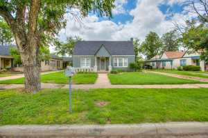 1113 Austin Ave