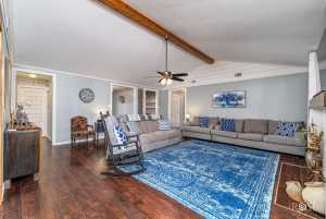 167 Las Lomas Dr (12)