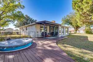 167 Las Lomas Dr (35)