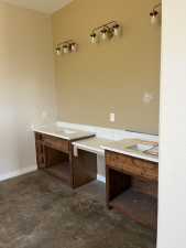 305 Edinburgh Rd (18)