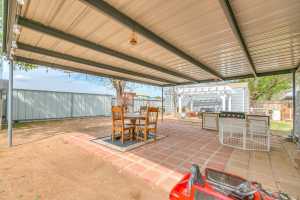 802 East 42nd St (5)