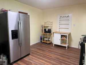 1609 S Madison St (5)