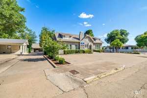 421 W Concho Ave (2)