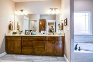 2033 Silver Creek Court (29)