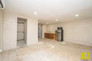 410 W Ave C (37)