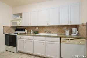 3141 Oxford Dr (23)