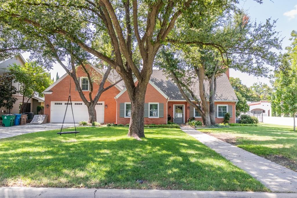 1501 Paseo De Vaca St