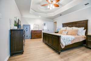 6023 Warwick Dr (34)