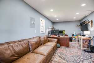 6023 Warwick Dr (41)
