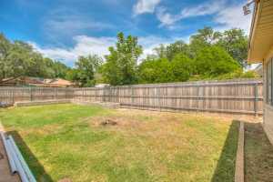 3114 Hemlock Dr (30)