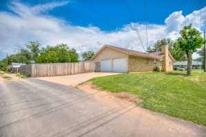 3114 Hemlock Dr (31)