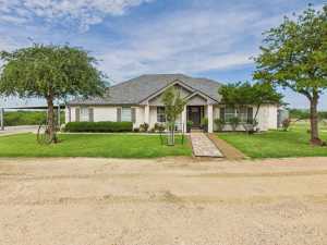 16937 Amanda Dr
