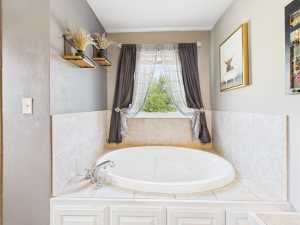 16937 Amanda Dr (16)