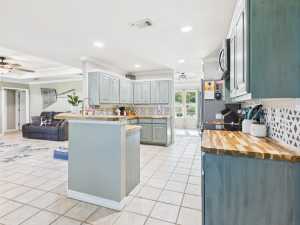 16937 Amanda Dr (8)