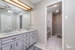 3434 Shadyhill Dr (17)