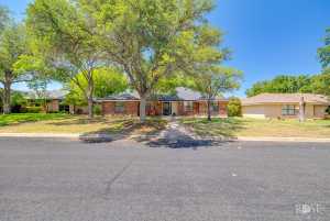 3434 Shadyhill Dr (2)