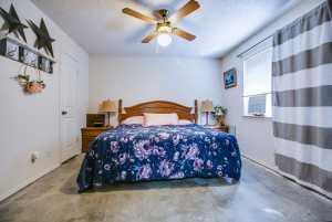 2006 Howard Ave (11)