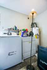 2006 Howard Ave (24)