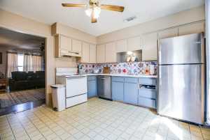 2006 Howard Ave (8)