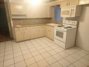 2613 Webster Ave (3)