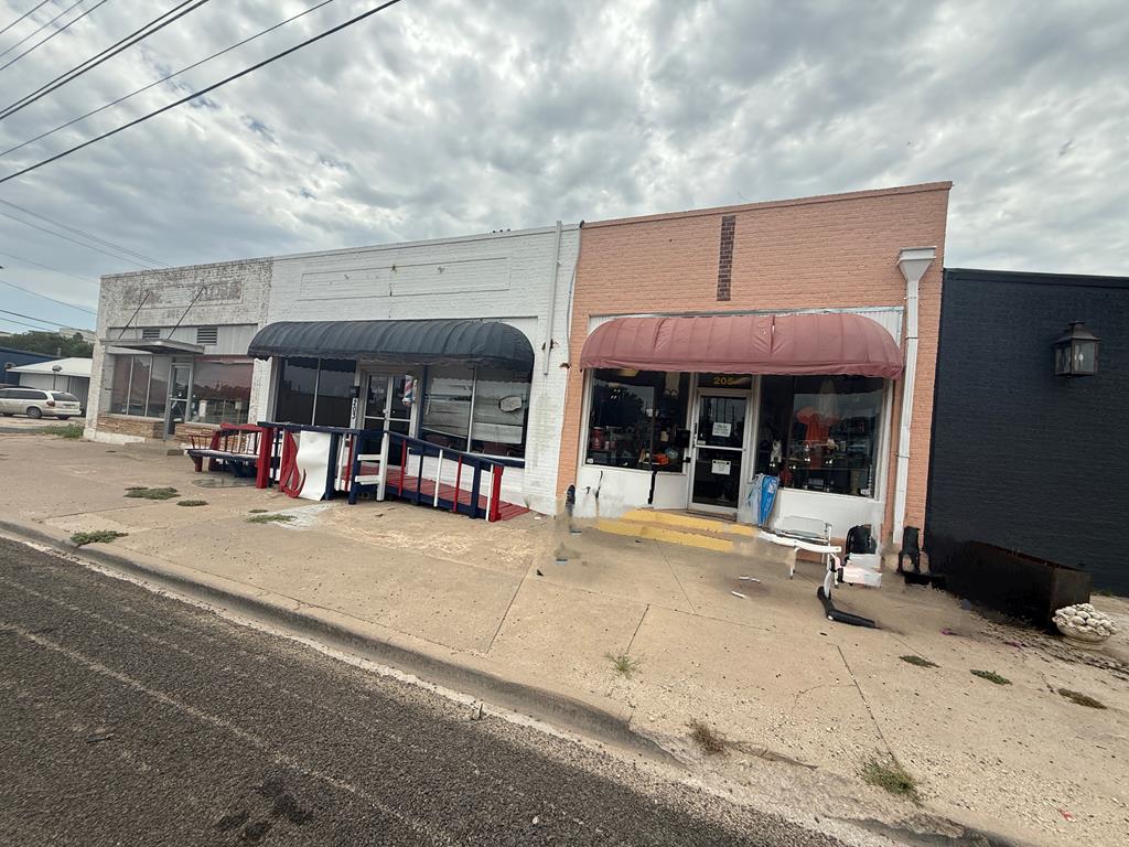 203&205 Main St