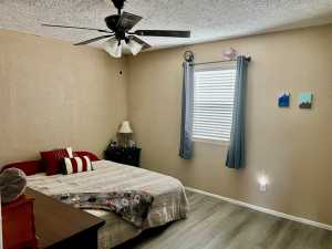 201 N Franklin St (8)