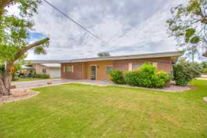209 N Ave B (3)