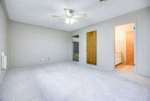 209 N Ave B (20)