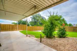 209 N Ave B (30)