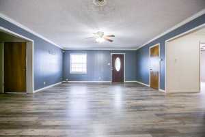 209 N Ave B (6)