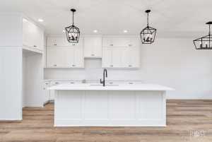 5441 Riviera Lane (12)