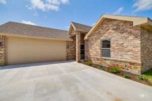 5441 Riviera Lane (5)