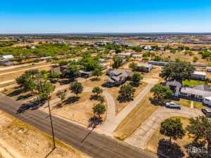 4101 Mercedes St (7)