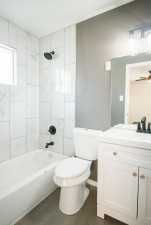 317 Van Zandt St (16)