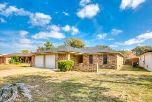 1204 Gregory Dr (2)