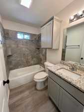 807 N Van Buren St (13)